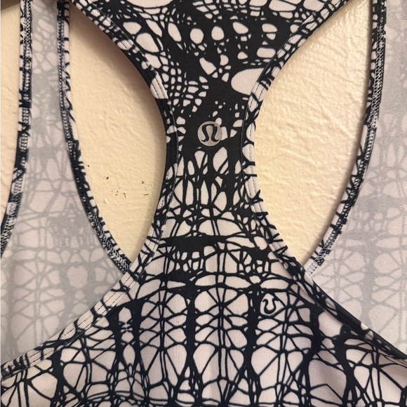 Lululemon Athletica Tank Top - Picture 4 of 4